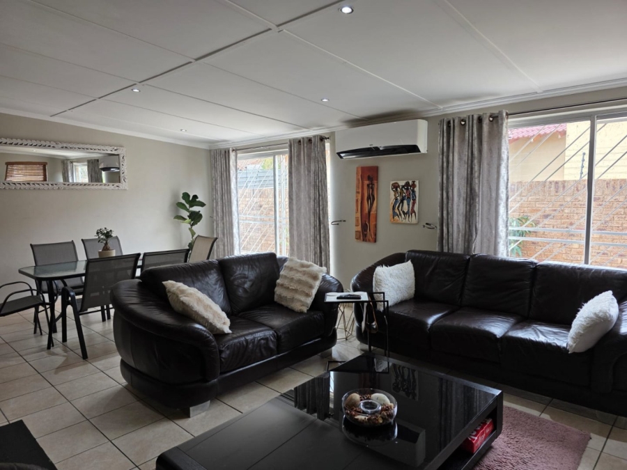 3 Bedroom Property for Sale in Carters Glen Northern Cape